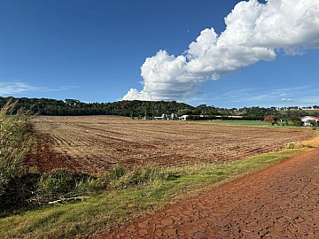 Ch�cara com 5 Alqueires em Sanga Natal