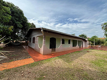 Casa por R$380.000 em S�o Roque
