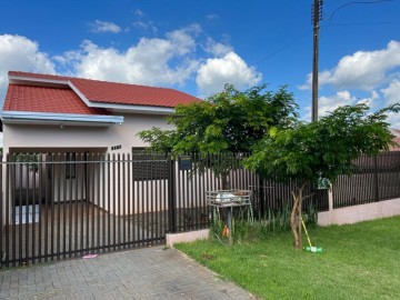 Casa Semi-Nova em Santa Helena por R$550.000